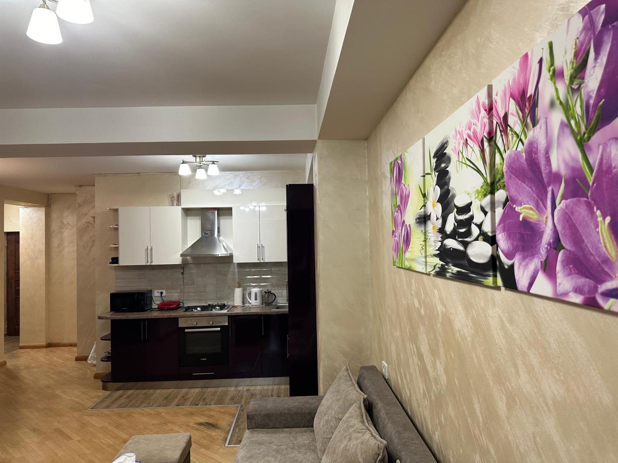 Comfortable Apartment In Center 예레반 외부 사진